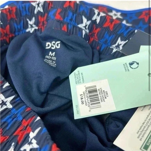 GIRLS SIZE MEDIUM ATHLETIC SHORTS BUNDLE OF 8 NIKE AND DSG OUTDOOR PLAY WEAR - Picture 8 of 13